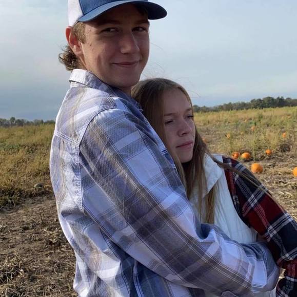 Meet your Posher, Cameron - Picture 1 of 1